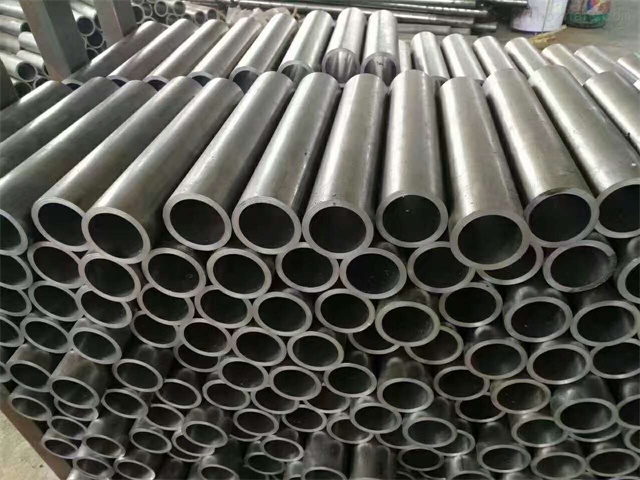 达尔罕茂明安联合20#达尔罕茂明安联合达尔罕茂明安联合无缝钢管 冷拔精密 20#无缝管公差精度高